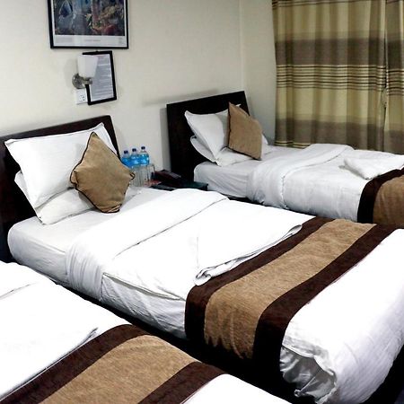 Alpine Hotel & Apartment Катманду Екстериор снимка